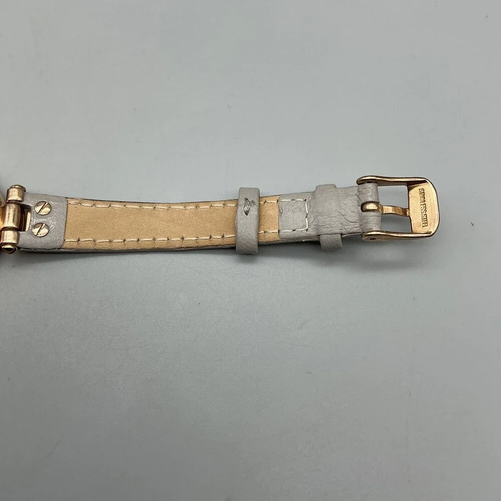 Anne Klein see photos